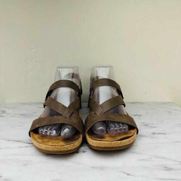 Euro Soft By Sofft Tan Leather Strappy Sandals Women’s Size 7 - Picture 2 of 11